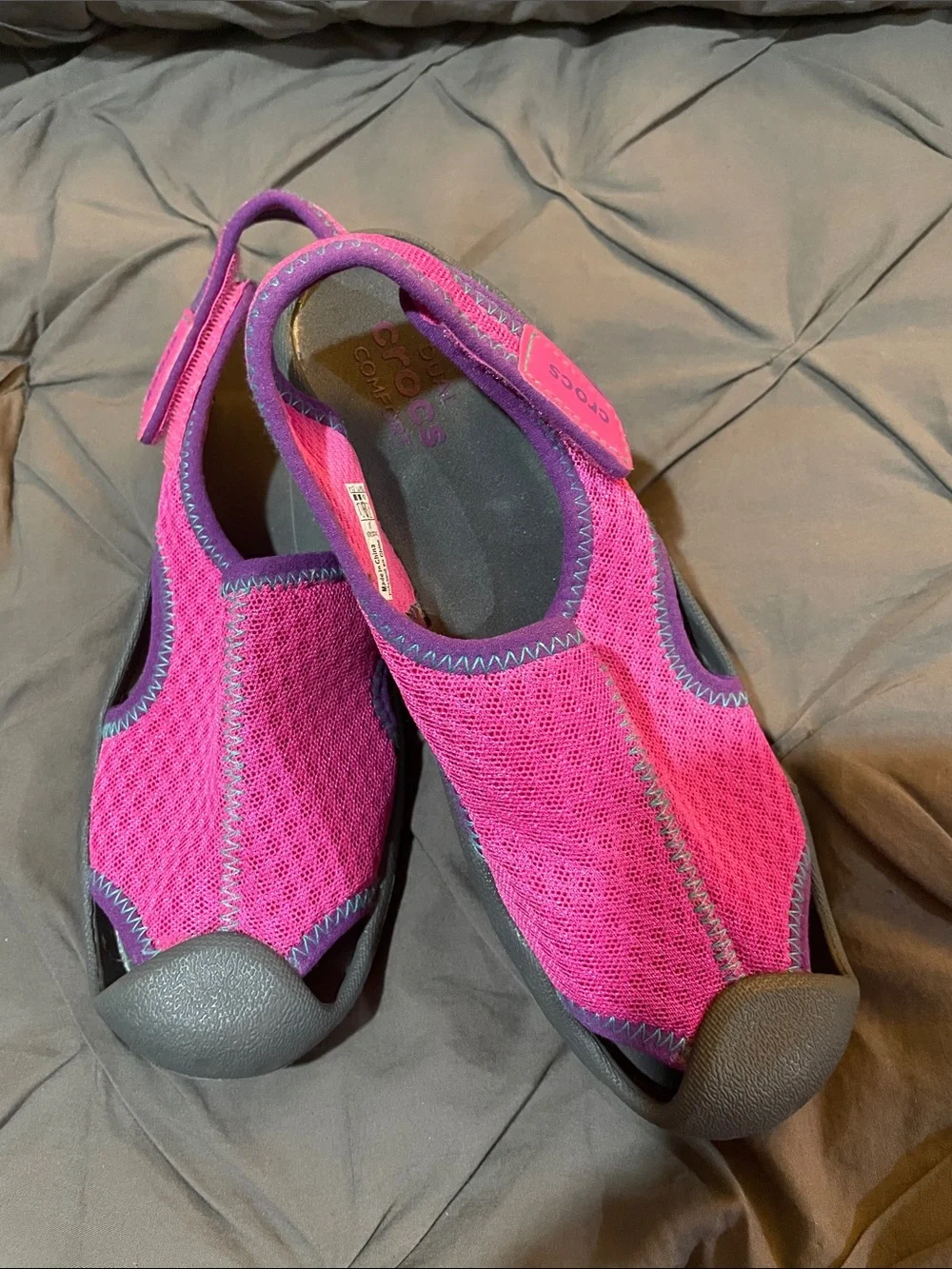 CROCS swiftwater sandals water shoes